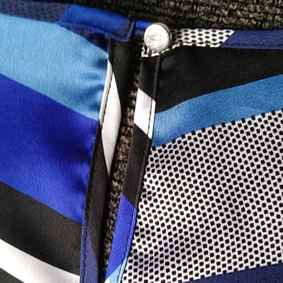 Liz Claiborne Blouse - Picture 3 of 8